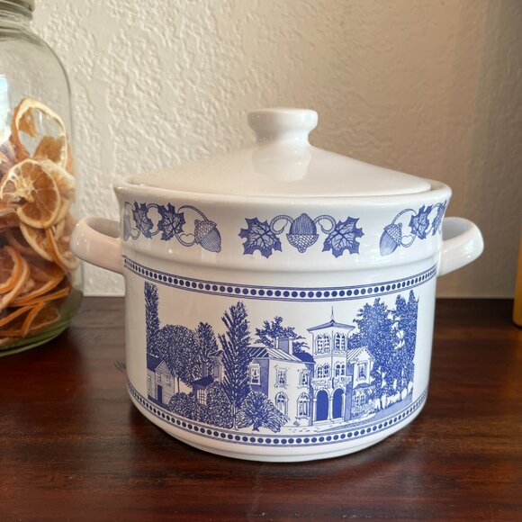 Vintage Blue & White Transferware Crock with Lid Cottagecore Colonial Farmhouse - Picture 5 of 6